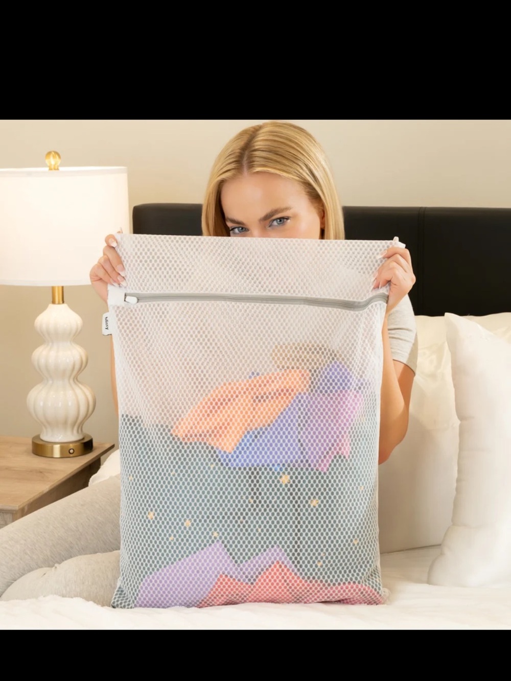 Bliss Mesh Laundry Bag in Plum